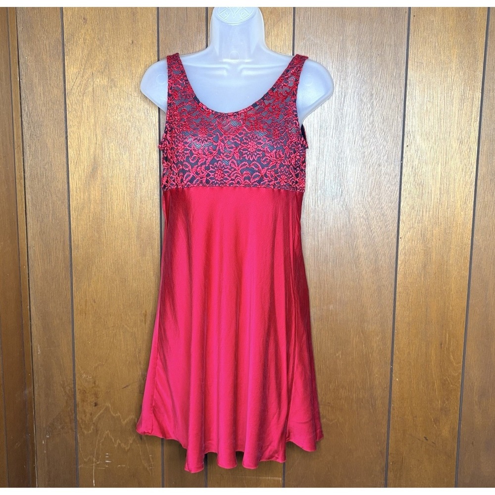 VTG Y2K‎ André's Slip Dress Womens M Red Black Lace Silk Goth Fairy Whimsigoth